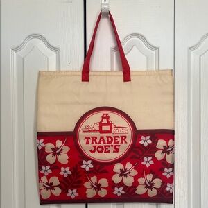 Trader Joe’s Insulated Tote Bag Red and Cream Tropical Flower Print